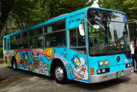 江ノ電バス横浜の「えのんくんラッピングバス」